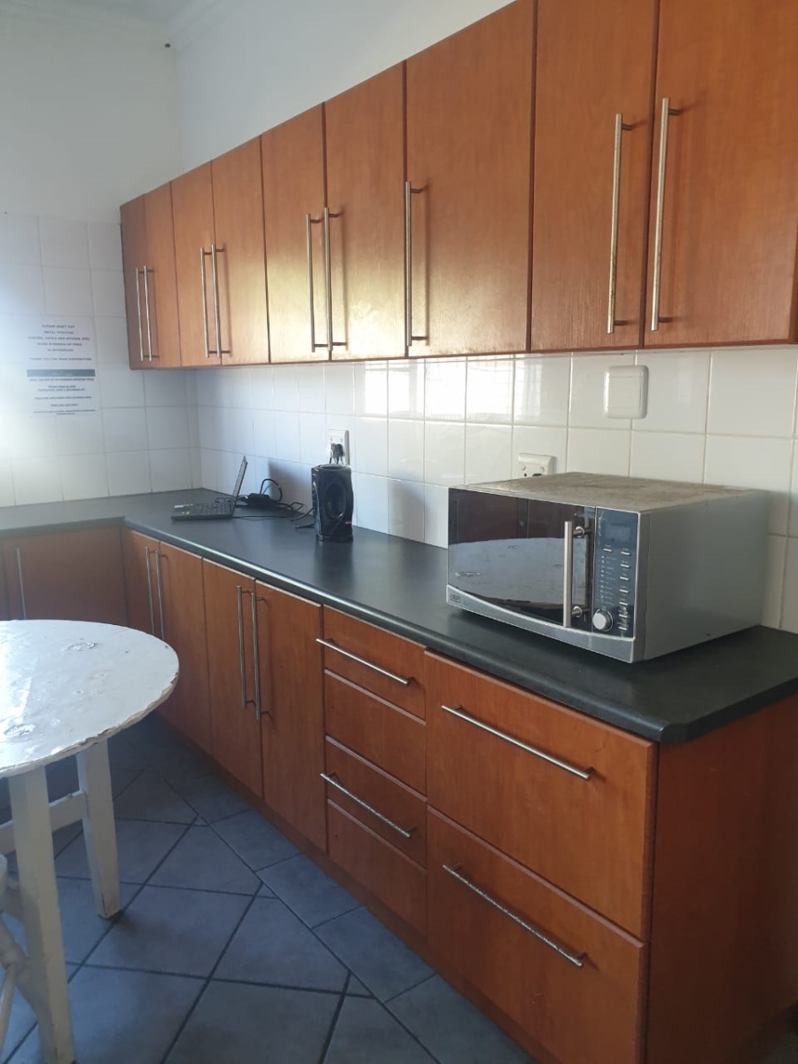 9 Bedroom Property for Sale in Greenfields Eastern Cape